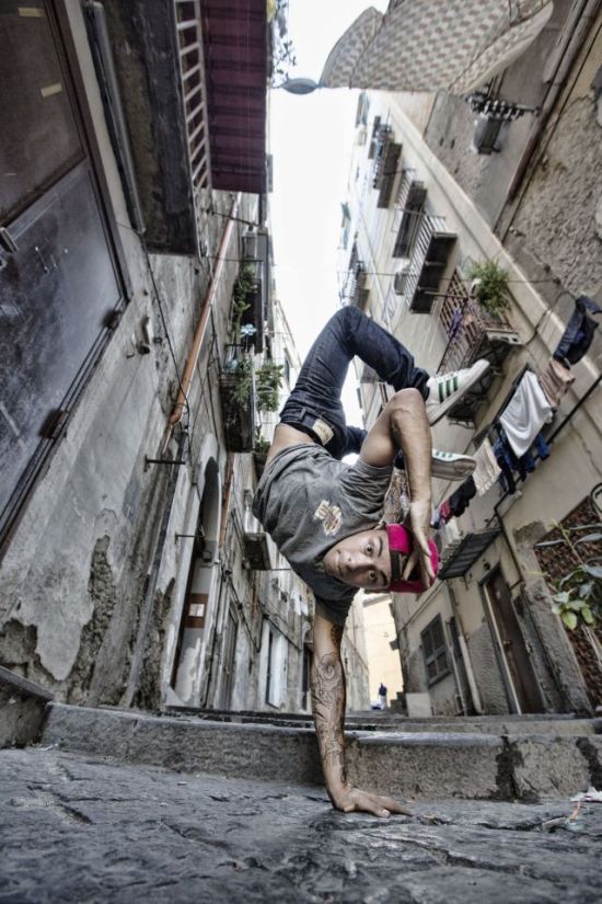foto Red Bull BC One bboy Alex Alessandro Marotta breakdance